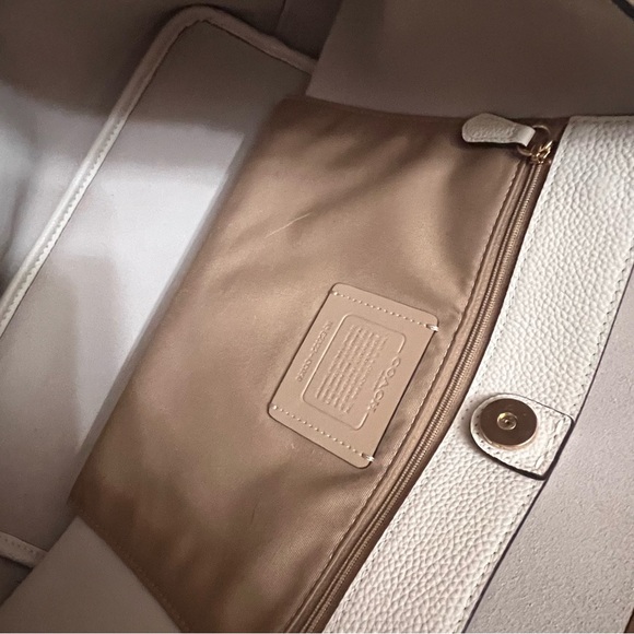 Coach Cameron Pebbled Leather Large Tote Chalk - Picture 6 of 9